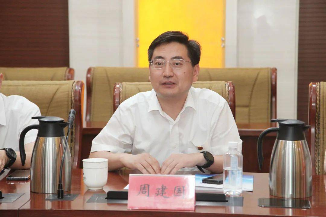 周建国对市外办给予济南公交的关心和支持表示感谢,并介绍了济南公交