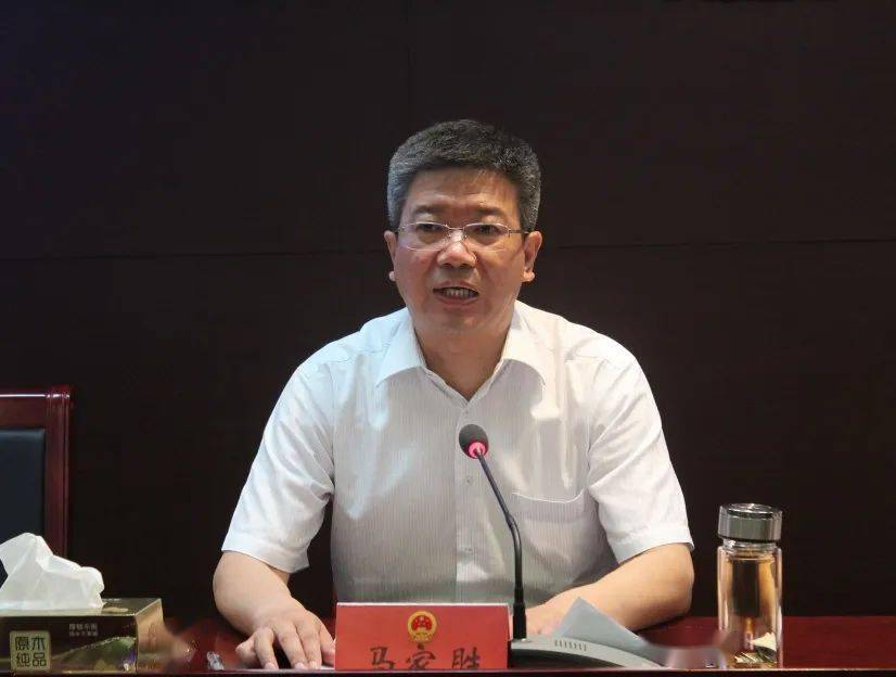 市人大常委会成立咨询专家库27名专家受聘