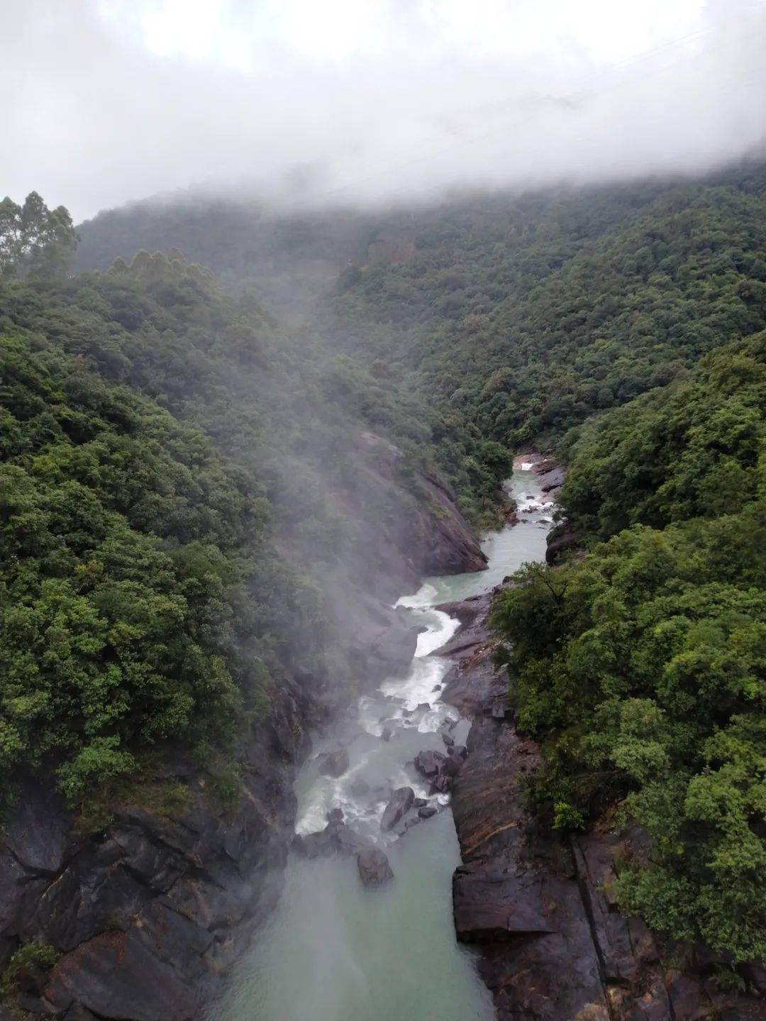 逢周四六日出发增城白水寨打卡大丰门水库网红大坝徒步白水寨森林栈道