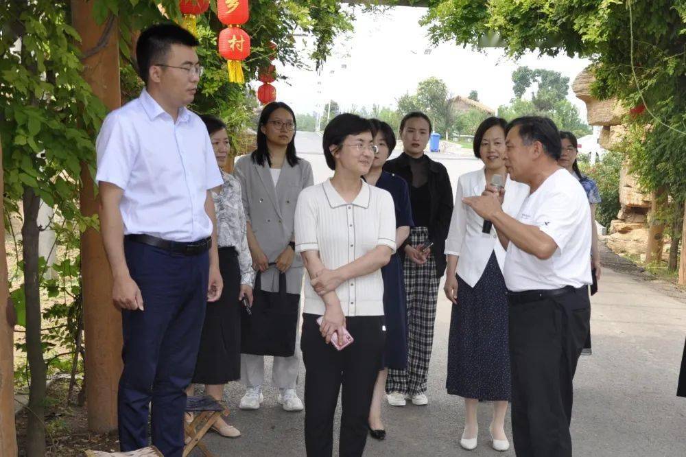 基地,等閒谷藝術小鎮藝術糧倉,閱湖尚儒研學文創基地和