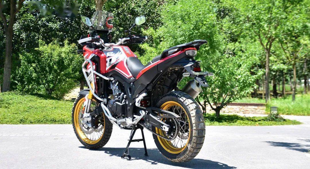 36l超强续航国产硬派探险车恒舰大海道500穿越版试驾