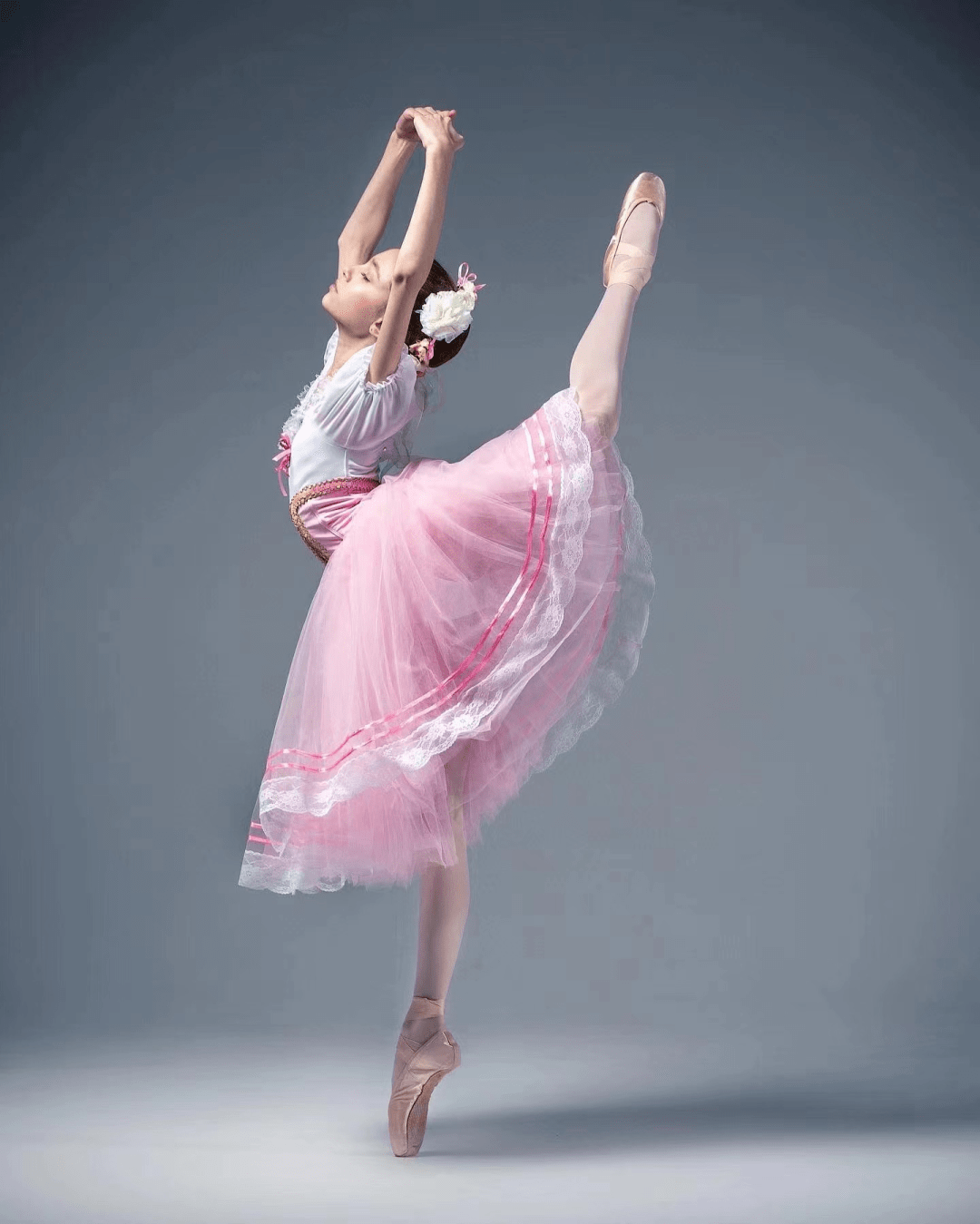 美照来袭23个国家150多名参赛选手在芭蕾世界先行亮相维也纳国际芭蕾