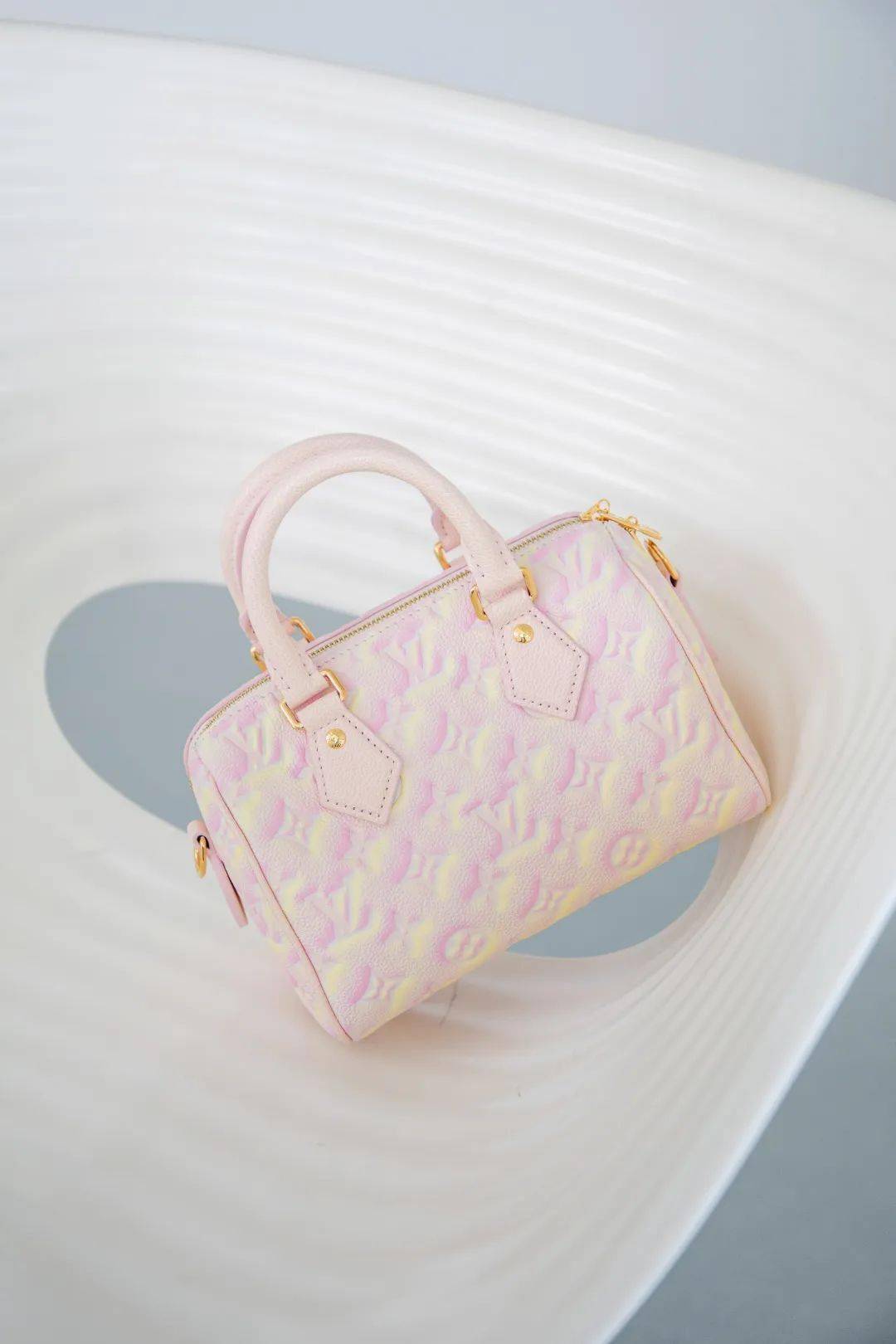 lv 神仙包再出江湖,这次是中国限定款!