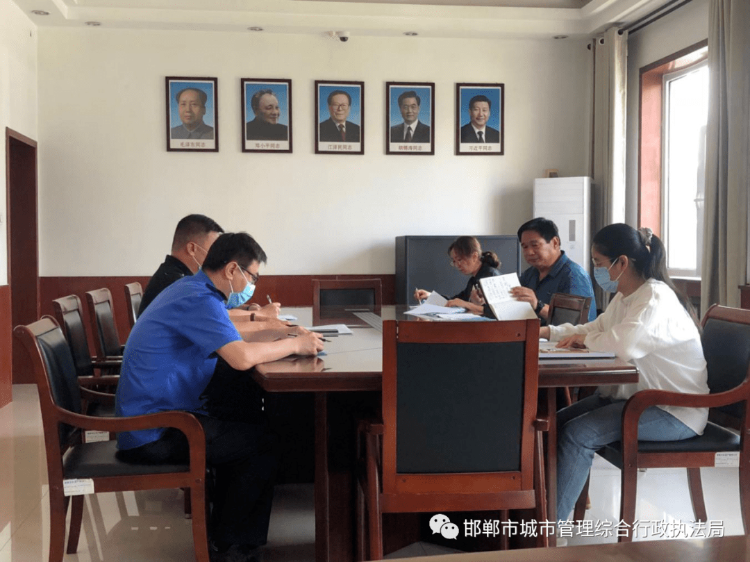 城管支队高度重视，多措并举推动条例修改工作。 一是抓好部署落实。支队及时召开《邯郸市建筑垃圾处置条例