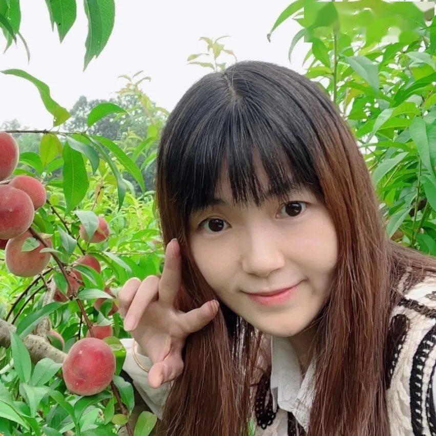 小荷初露争绽放我校杨国灿班主任工作室初见成效