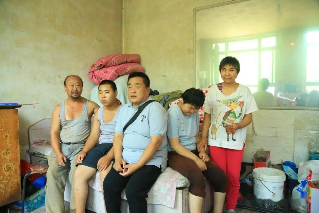 【三晋直通车】盂县一村一家四口三个盲人_刘红权_募捐_家庭