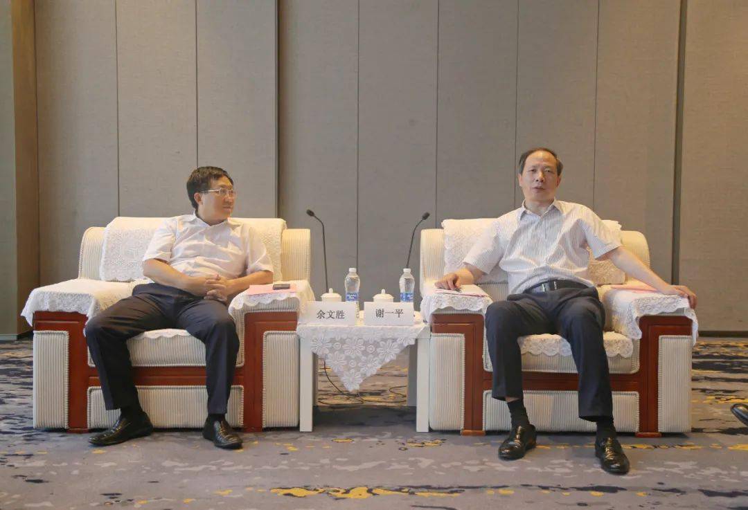 会见梦网云科技集团余文胜一行梦网云科技集团计划在景德镇珠山区投资