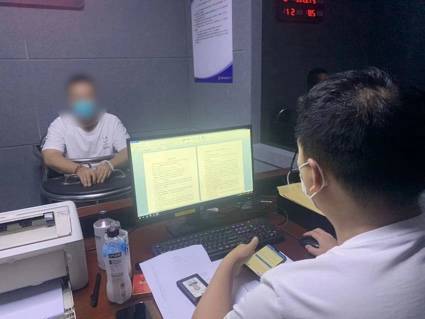 假称方BOB全站舱拆除招工骗“人头费”近三万元嫌疑人曾是方舱工人(图2)