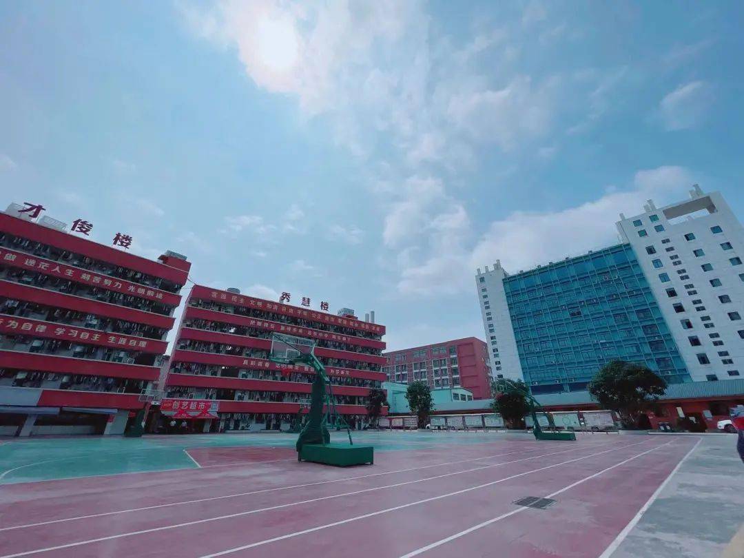 田阳的孩子考不上普通高中南宁创艺艺术职业学校欢迎你