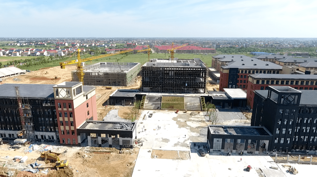 按省级示范性高中标准建设8月竣工交付汨罗新一中最近建设进展来了