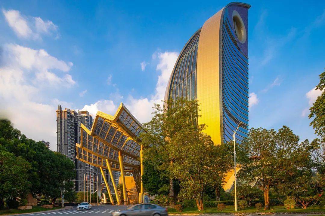 暑假优惠抢购双早套餐699元抢佛山君御温德姆至尊酒店豪华江景房1晚含