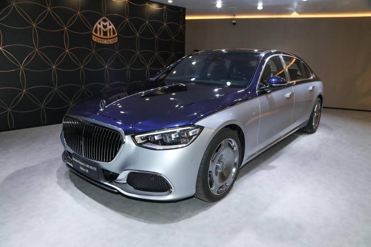 迈巴赫中的顶流399万v12迈巴赫s680核酸通过国内上市