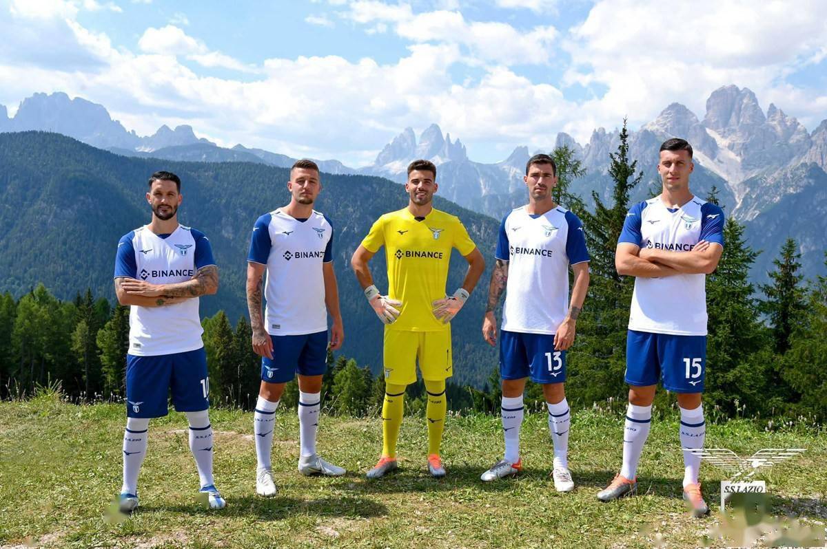 拉齐奥发布202223赛季第二客场球衣