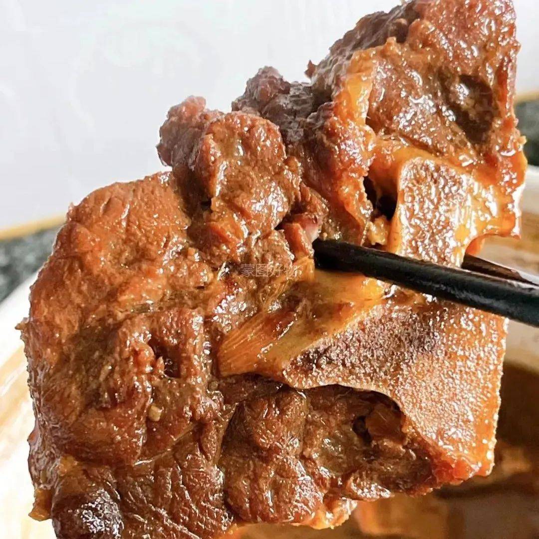 新西兰进口34厂乳牛脊骨 新鲜冷冻乳牛脊骨带肉商用家用煲汤炖煮-阿里巴巴