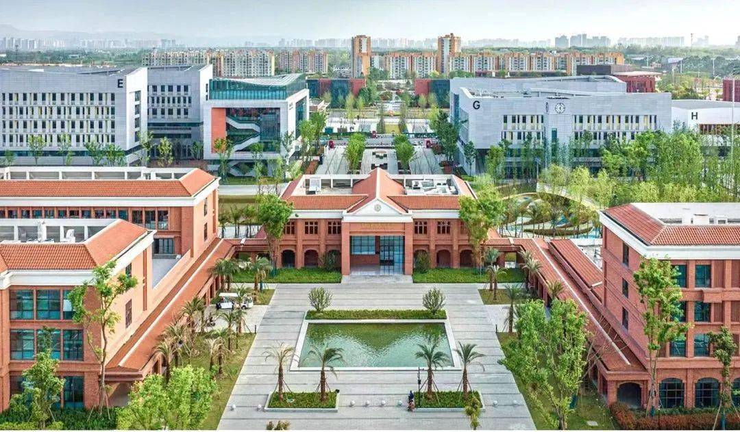 成都大学中国-东盟艺术学院2022年在川本科批艺术类调档线公布_周小骥