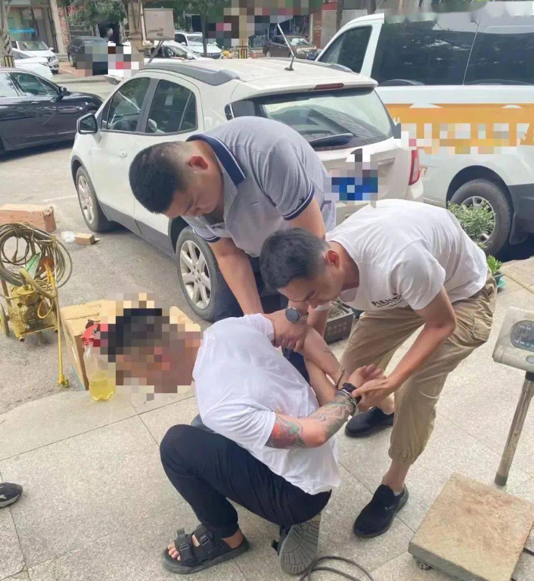 故城破获一起贩卖毒品案朱某被抓获