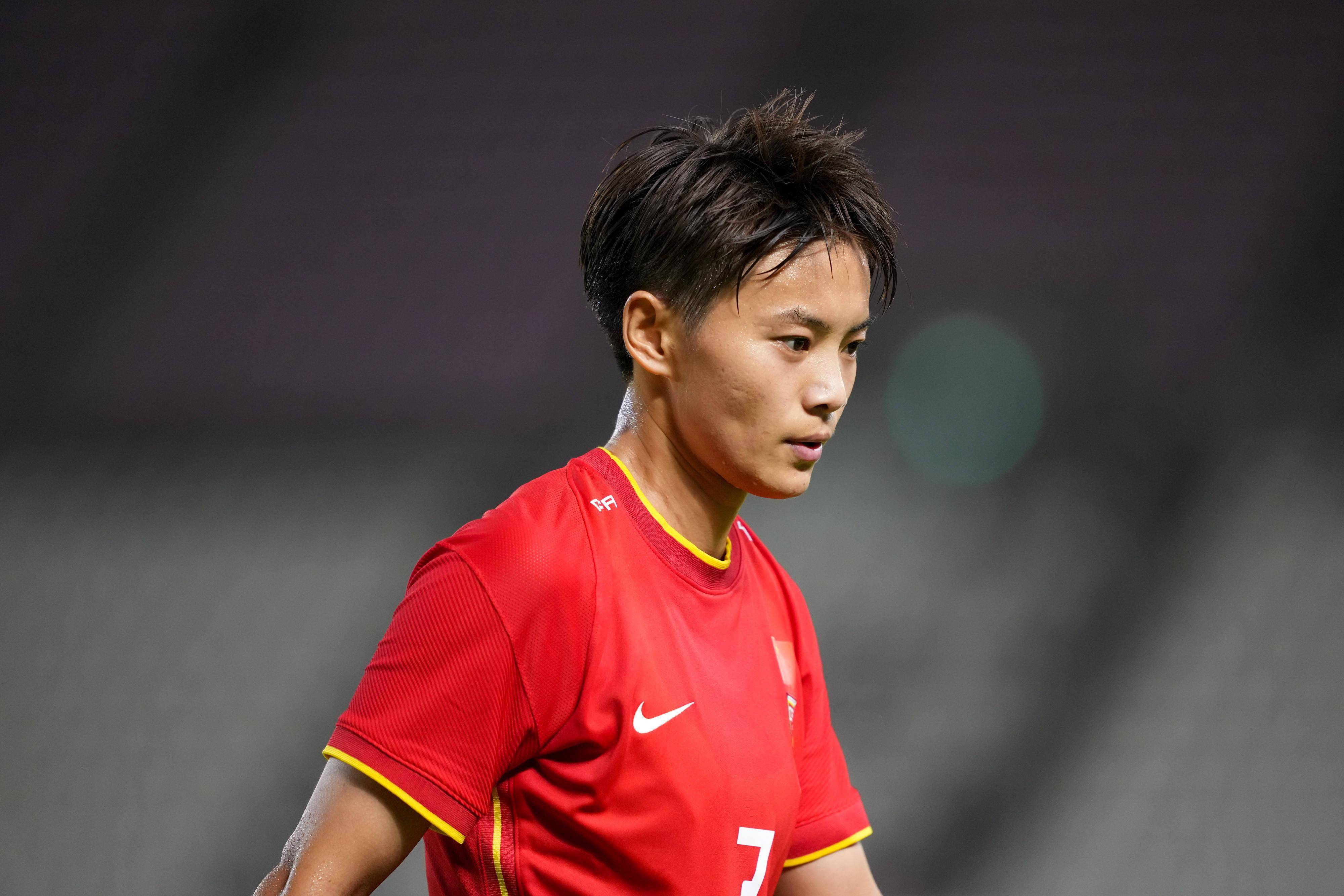 2022中国女足队员照片图片