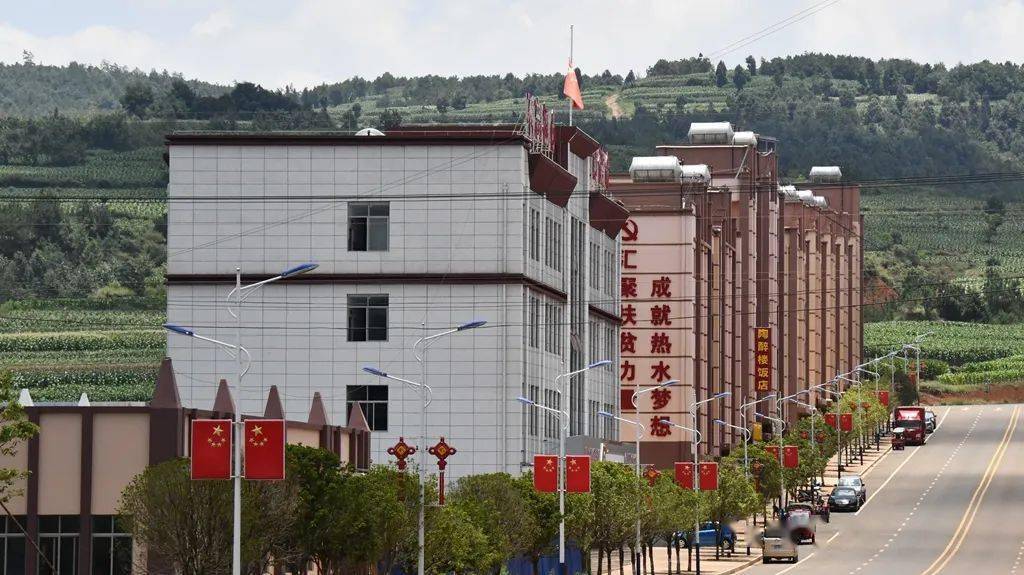 宣威市热水镇同泽社区:网格员化身"多面手" 释放基层治理"新效能"