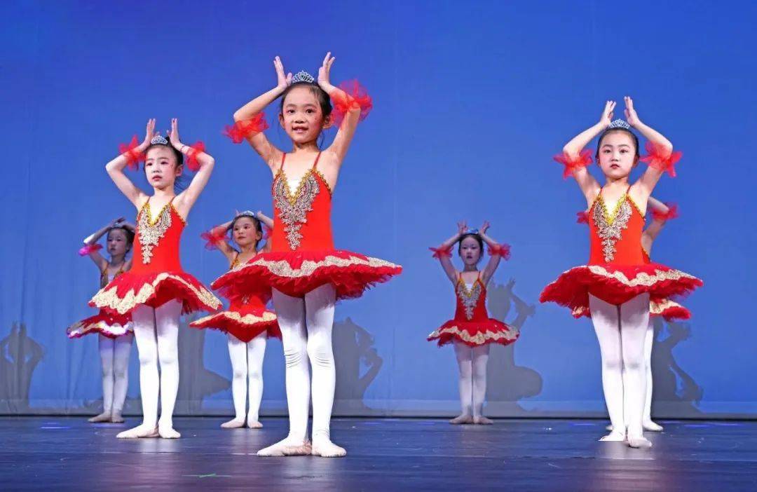 扩团招新|上保少儿舞蹈团开启你的芭蕾梦_注册_视频_ballet