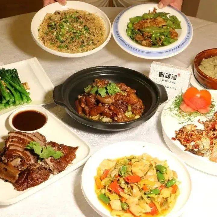 【客味谣海鲜酒家】仅138/218元享3-4人（限量500套）/5-6人餐，茶香虾，金汤肥牛，红烧乳鸽，客家禄鹅_菜品_套餐_活动