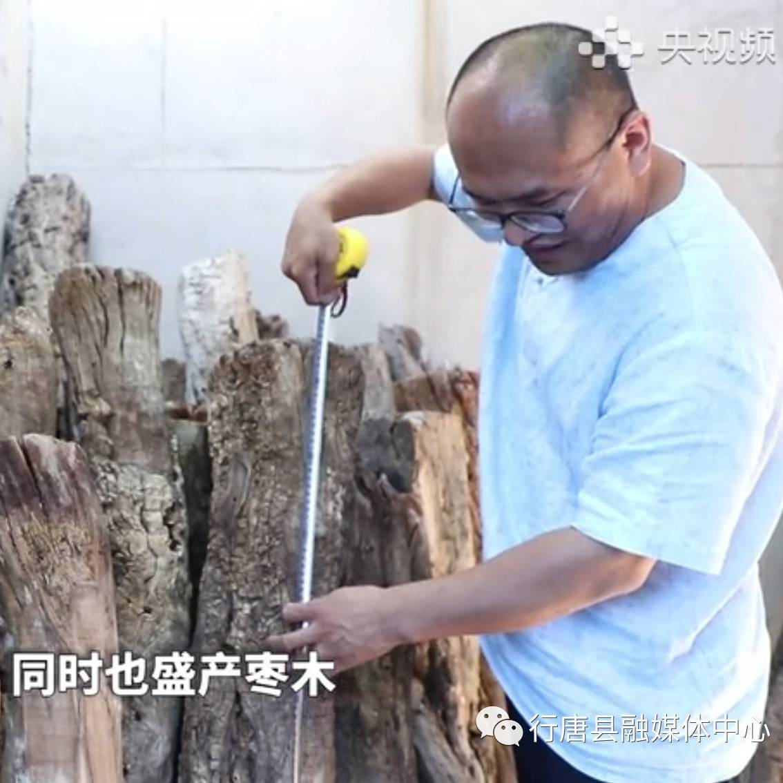 【央媒聚焦】石家庄行唐:传统工艺枣木雕刻 刻刀下的艺术_高月坤_范秀丽_李坤钊