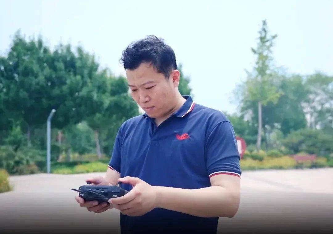 从50后到90后,峰峰退伍兵哥"硬核"依旧_工作_王学亮_王丰