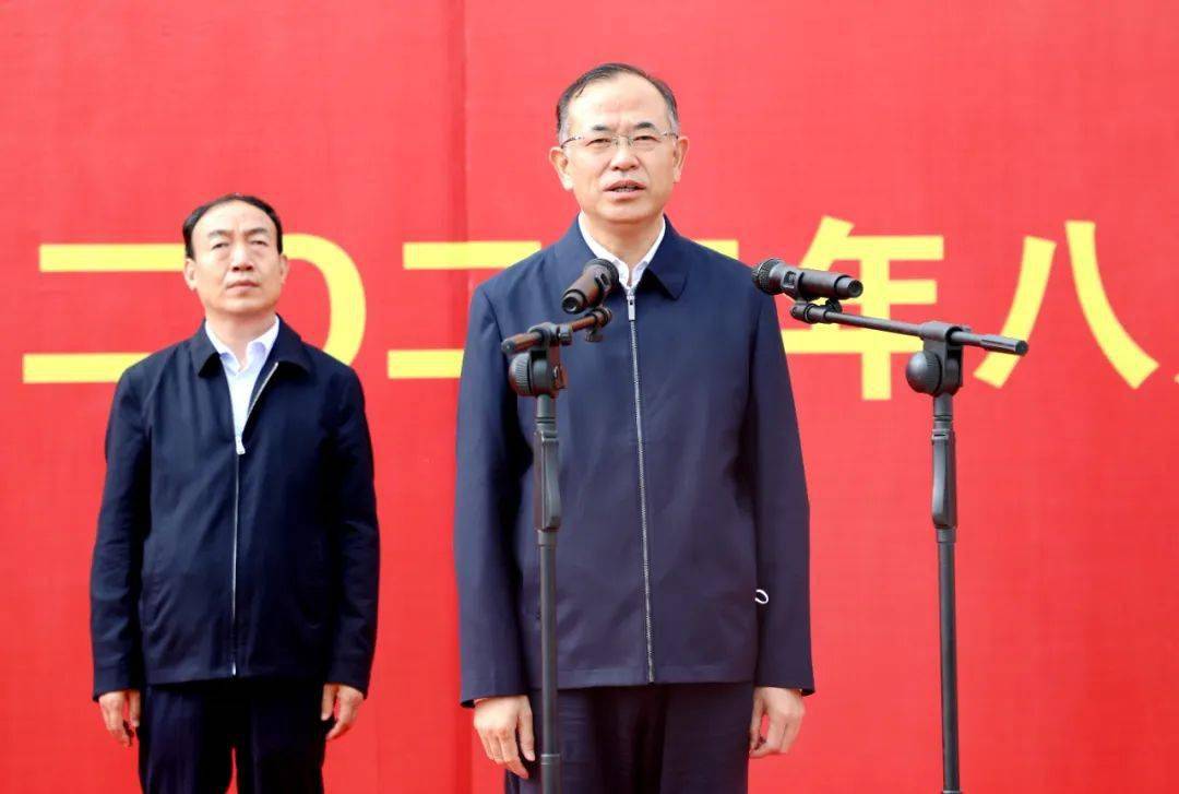 民航西北地区管理局党委书记熊杰,玉树州委书记蔡成勇,西部机场集团