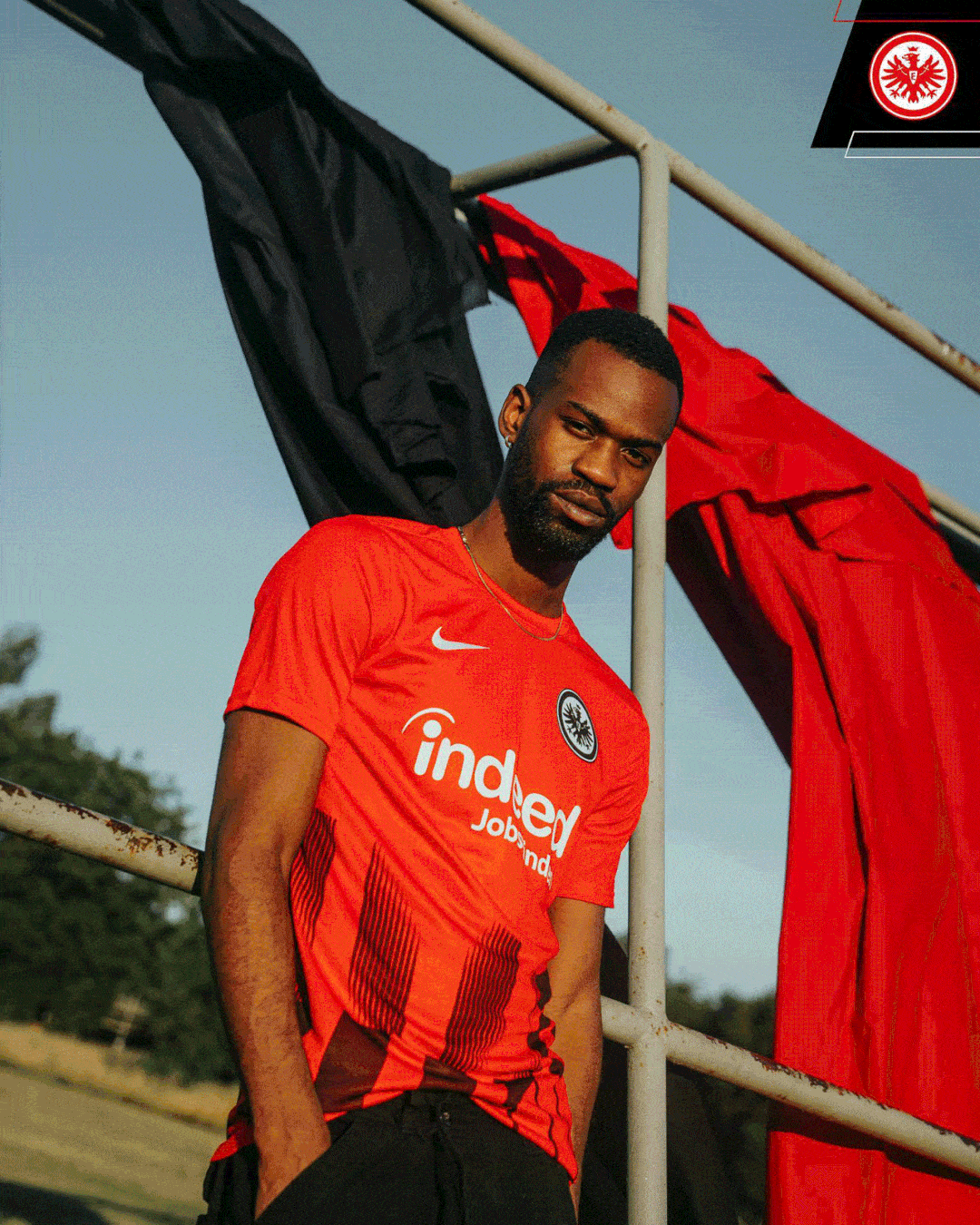 耐克发布法兰克福新赛季第二客场球衣