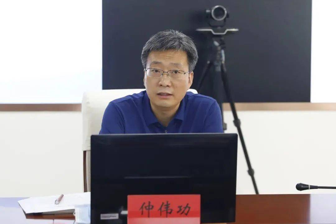 【组织领导】大兴区委常委,宣传部部长仲伟功带队到林校路街道开展创