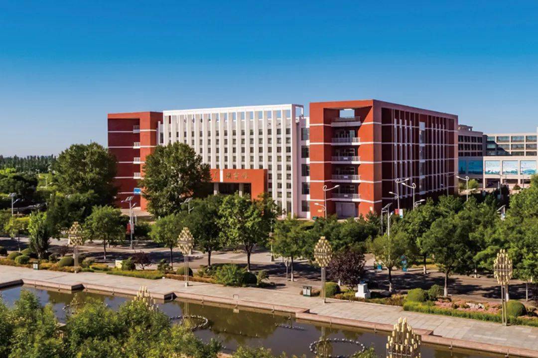 【高校在线】内蒙古电子信息职业技术学院_示范性_单位_自治区