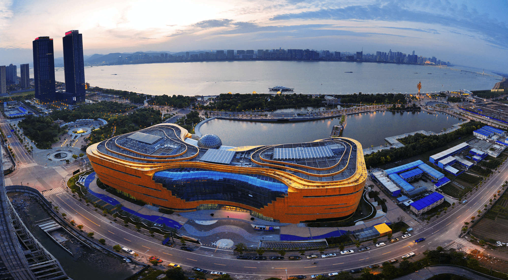 具高科技之光,领大都市之风尚的中国杭州低碳科技馆(央广网发 杭州市