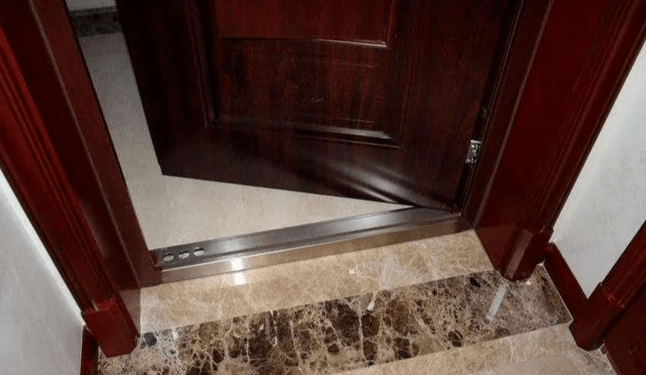 古人为什么要在门口放门槛,原来门槛的意义在这里,学问很深!