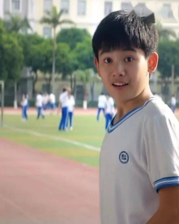 胡先煦专访|从可爱童星到演技派青年的蜕变之路