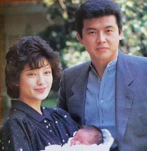 日常生活是小事上的积累,幸福也是一点点去积累的,"幸福可不比买彩票