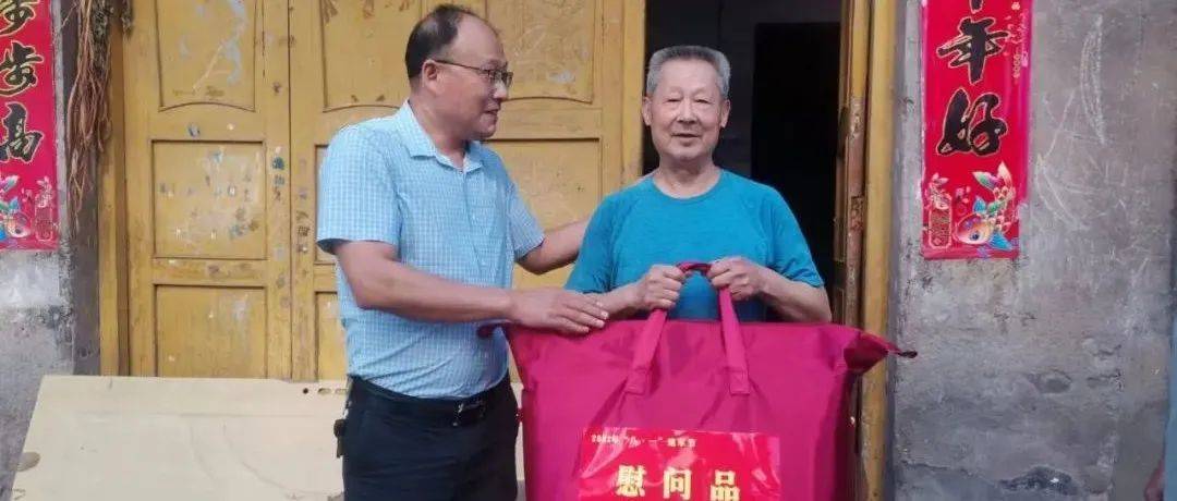 宣汉县南坝镇昆池中心校走访慰问退役军人教师_王敏_杨代轩_在职