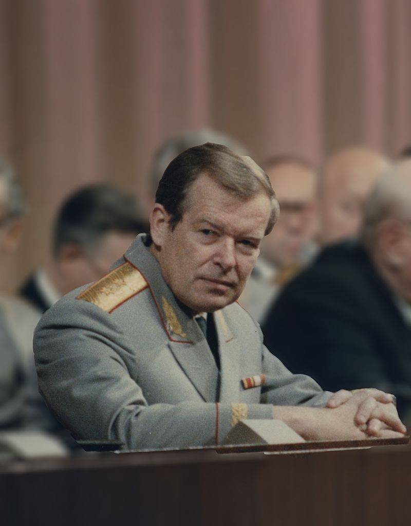 苏联克格勃最后一任主席巴卡京去世，俄媒感叹：他加速了克格勃瓦解