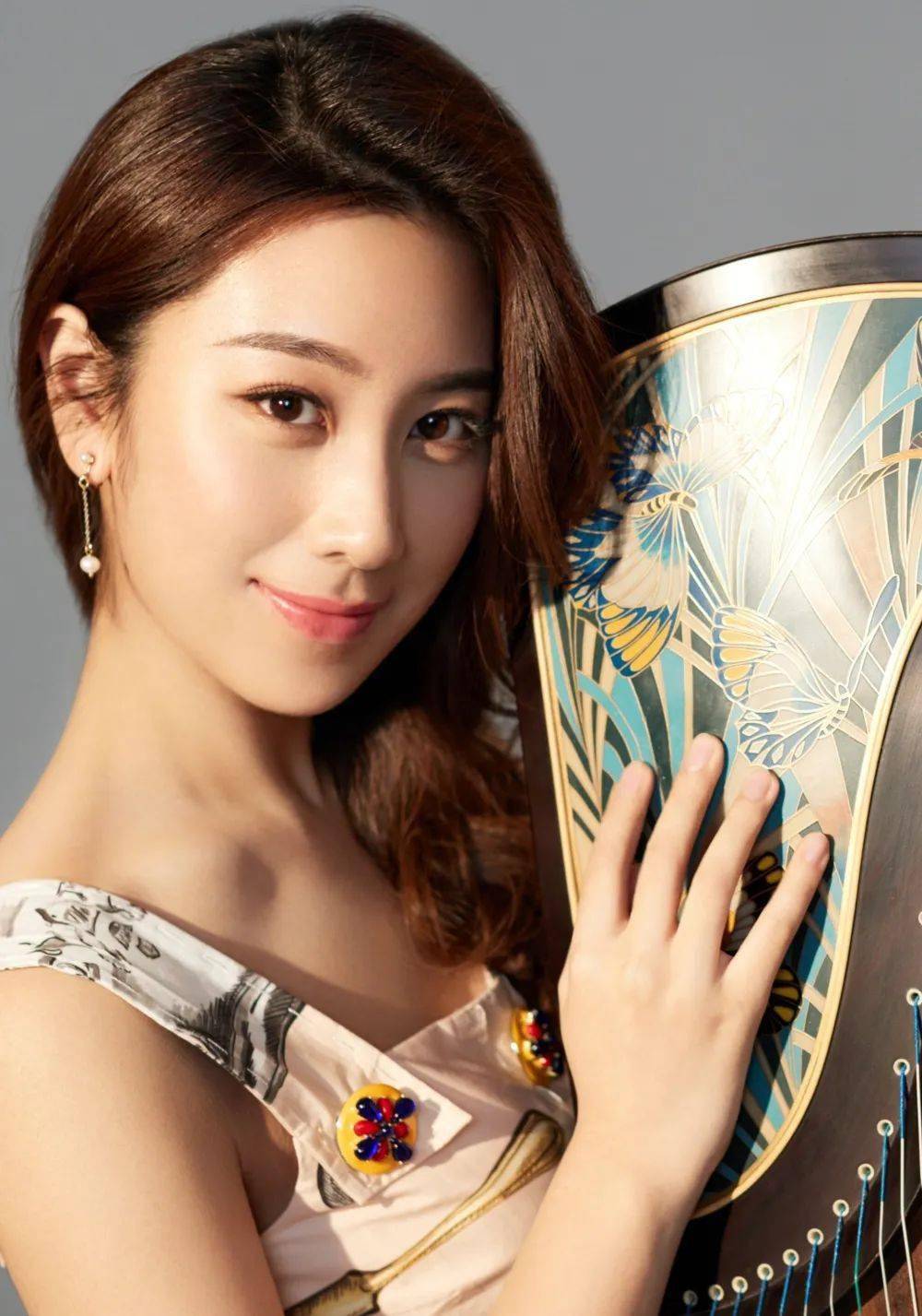 周末演出8月7日当代著名古筝演奏家崔杉筝情演绎古曲新章