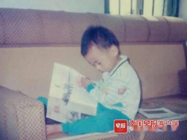 “总装备部”23年前，钦州一5岁小朋友捐款给国家建航母！如今他怎么样了？