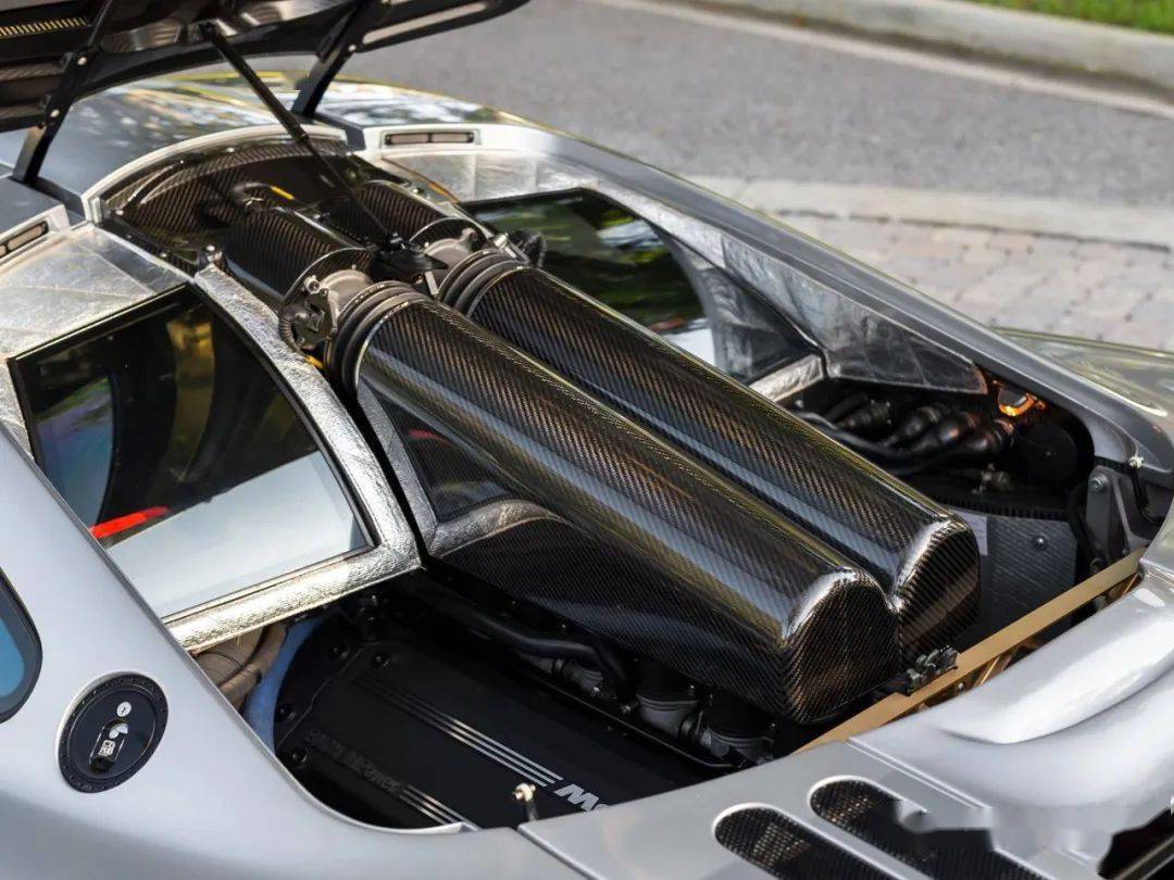 全球唯一迈凯伦 F1 方灯版本月拍卖：McLaren F1 #059_搜狐汽车_搜狐网
