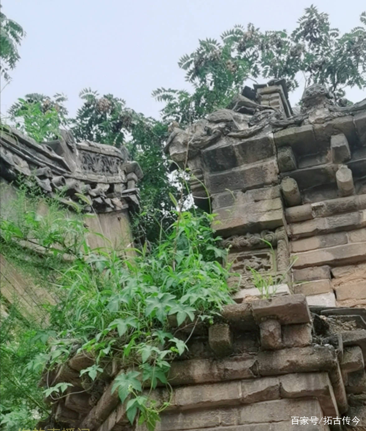 探秘：泰山脚下颓废的关王庙和千年古村的繁华与落寞