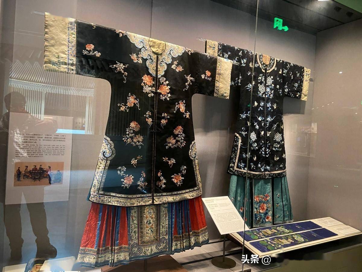 丝绸博物馆:正宗马面裙