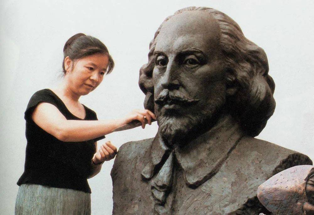 【中华艺术宫 | 线上展览】中国重要女性雕塑家吴慧明:用最简约的要素