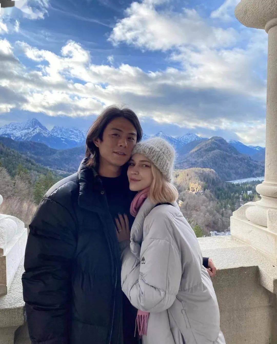 stefanie说,她通过朋友介绍认识了beenzino,因为beenzino的长相对他一