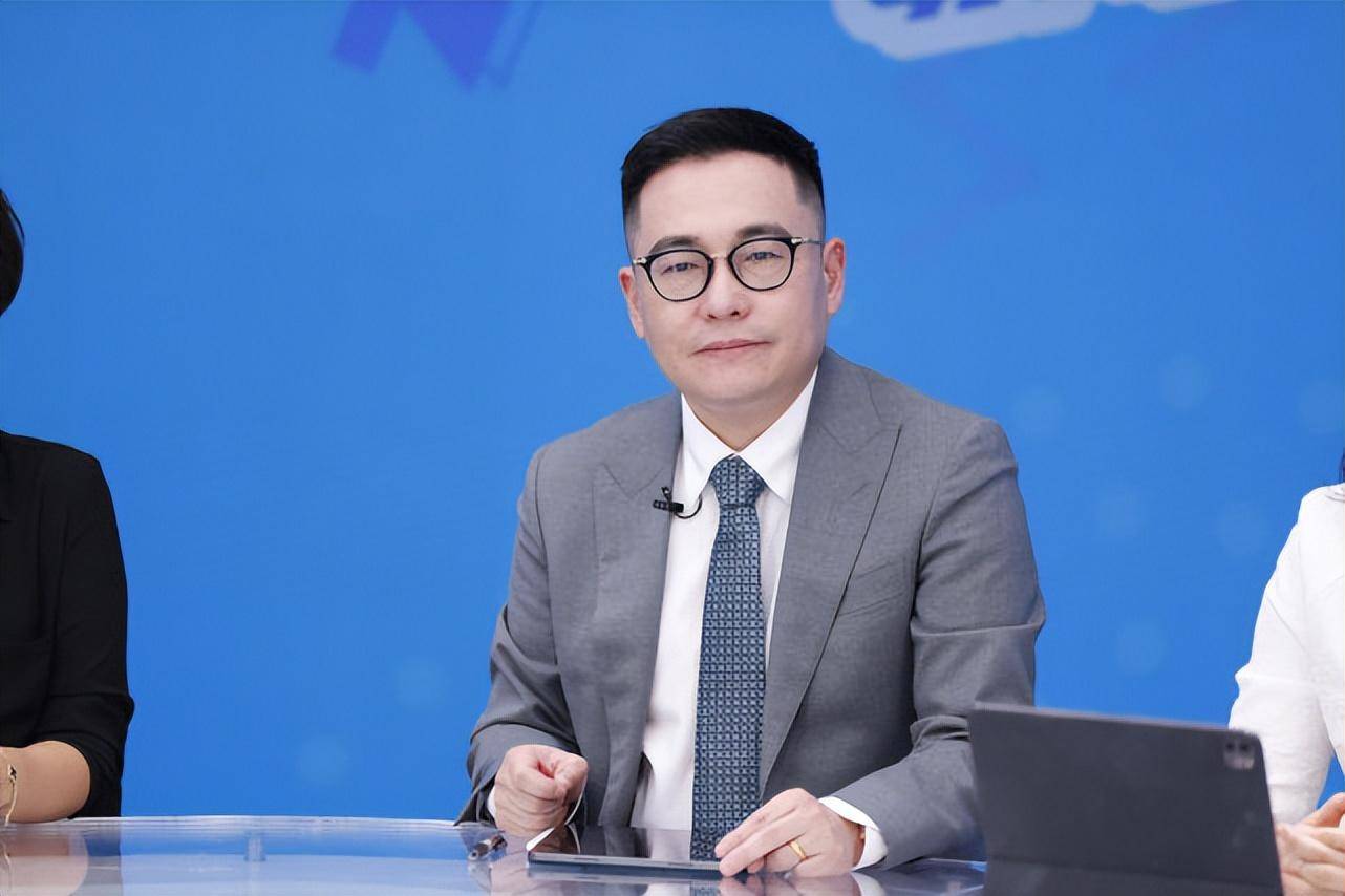 找工作,80后是套娃,90后是搭乐高,00后是拆盲盒_直播_求职_孙源青