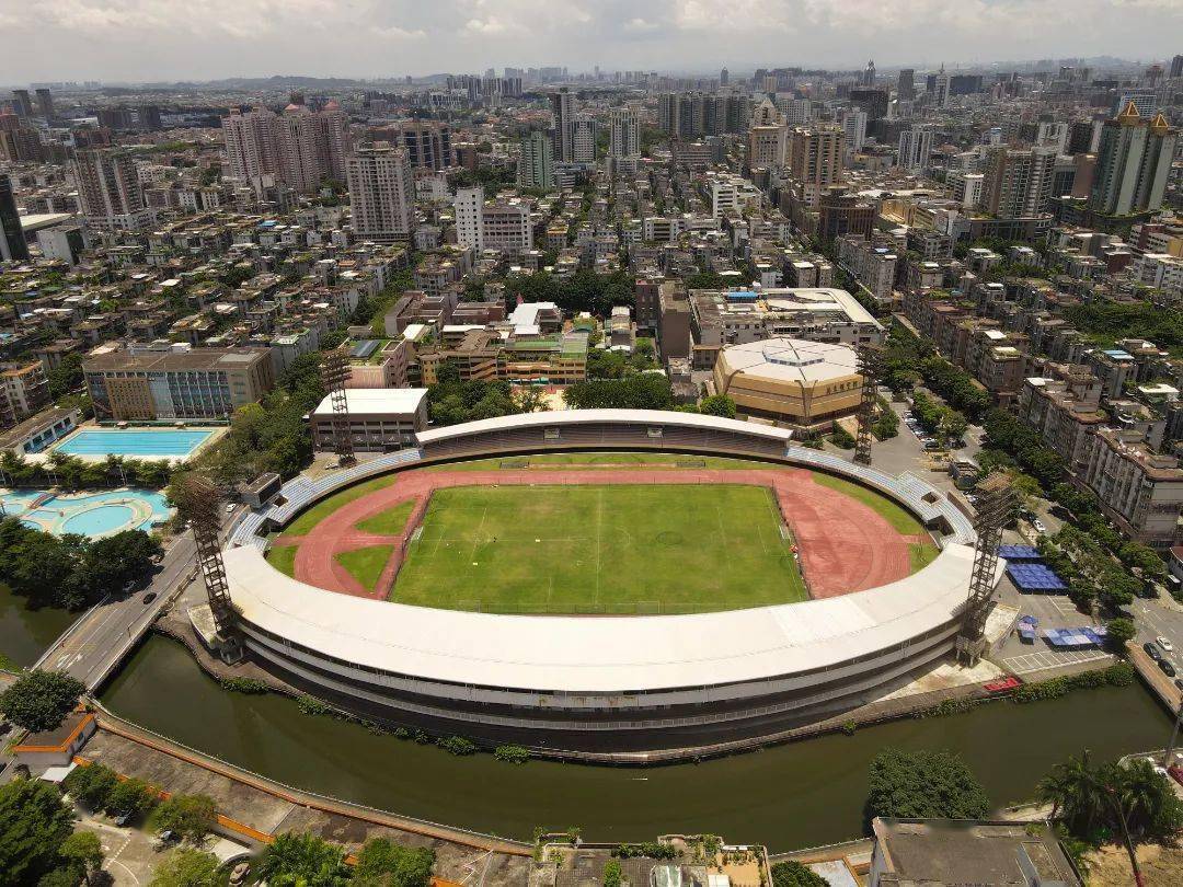 英东体育馆:承载番禺人35年的集体"体育记忆"_体育场_广州_比赛