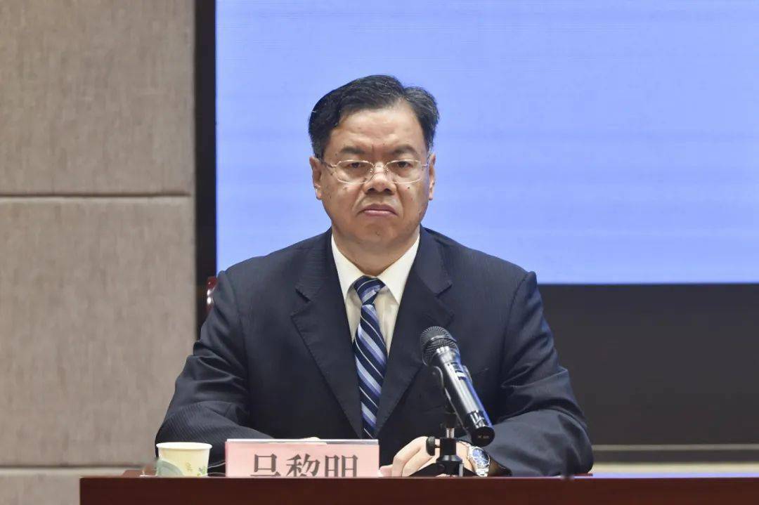 山东省卫生健康委宣传处处长吴黎明主持人