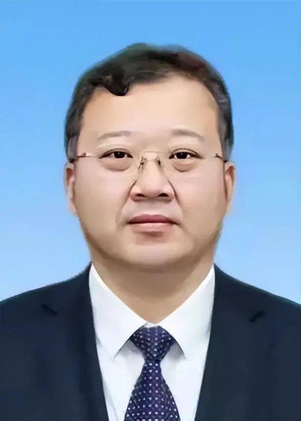 郭丰慧——8月9日,左权县政府办公室"关于县长,副县长,办公室主任工作