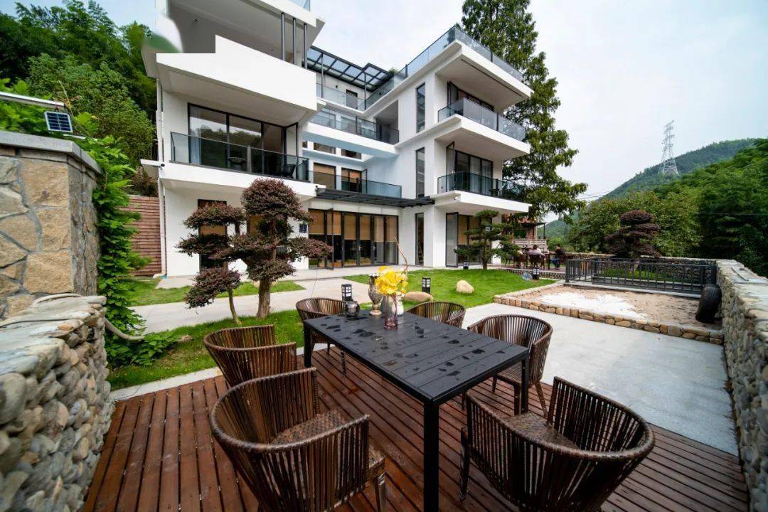 避暑康养旅居去哪儿?百丈镇入选浙江气候康养乡村_竹林_山野_房间