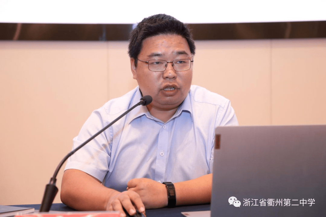 当天下午,邵建文老师代表教学组,汪耀生老师代表政教组,李萌浩老师
