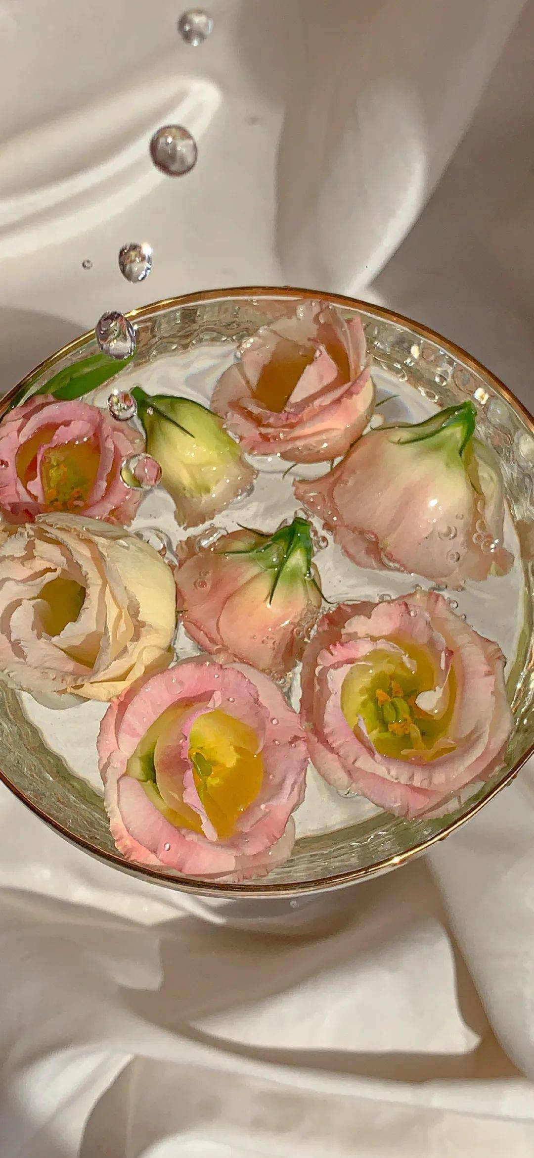 ins风高级感壁纸_壁纸_ins